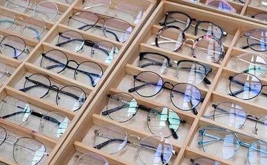 阿里眼鏡聯(lián)合會 創(chuàng)新模式引領(lǐng)眼鏡行業(yè)變革，實(shí)現(xiàn)多方共贏